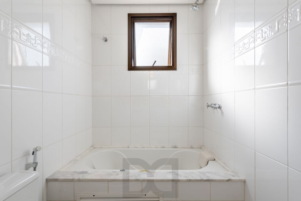 Apartamento espaçoso e confortável no bairro Mont Serrat — foto 11
