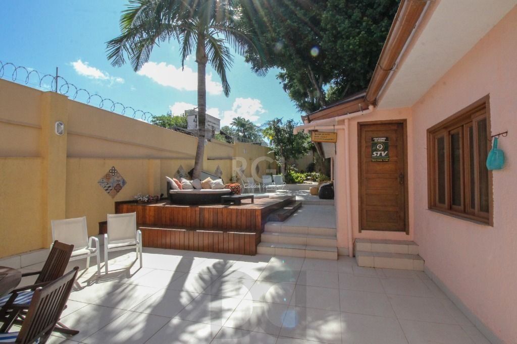 Casa Com 4 dormitórios para Comprar , 350 m²- Chácara das Pedras - Porto Alegre — foto 18