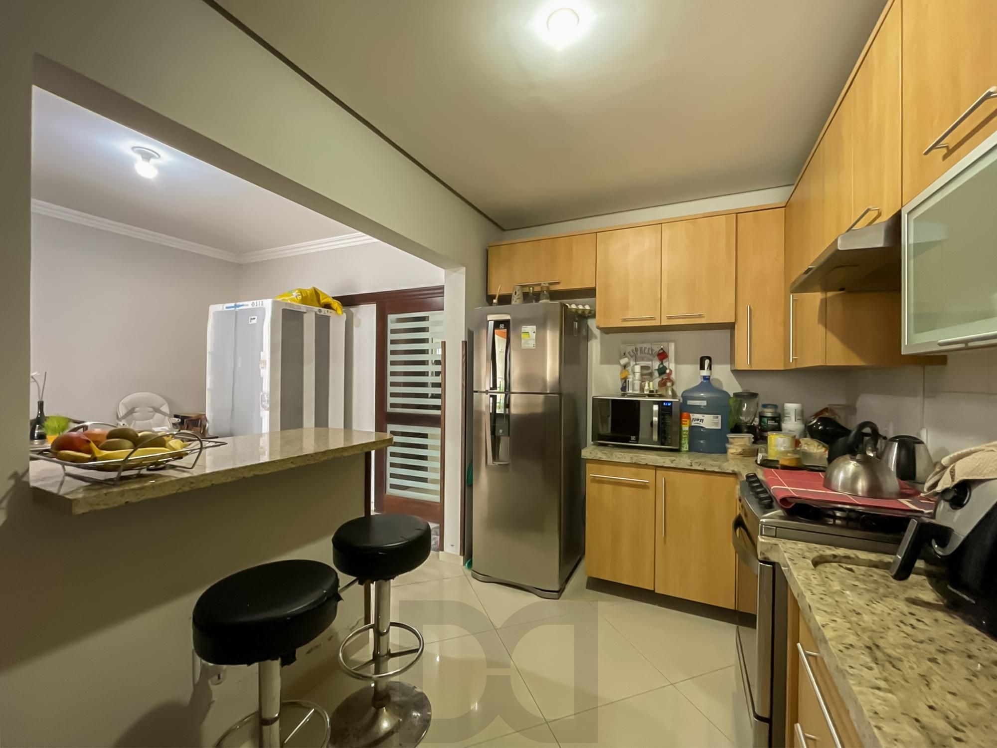 Excelente casa a venda com 3 dormitórios no bairro Tristeza em Porto Alegre. — foto 19