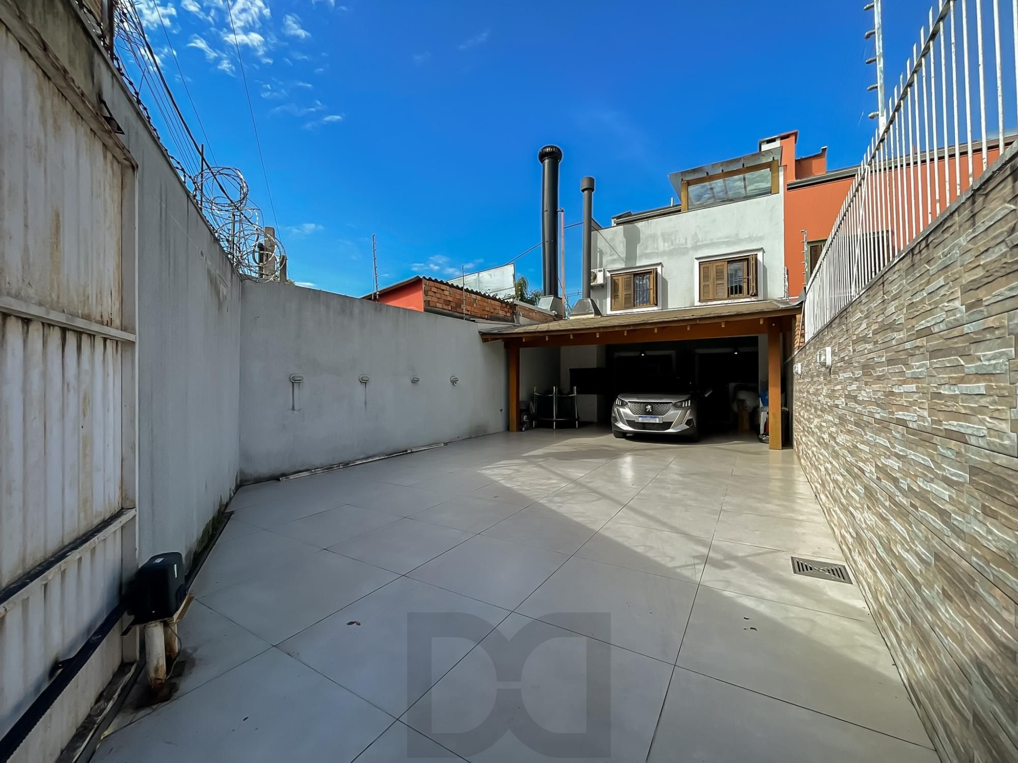 Excelente casa a venda com 3 dormitórios no bairro Tristeza em Porto Alegre. — foto 42
