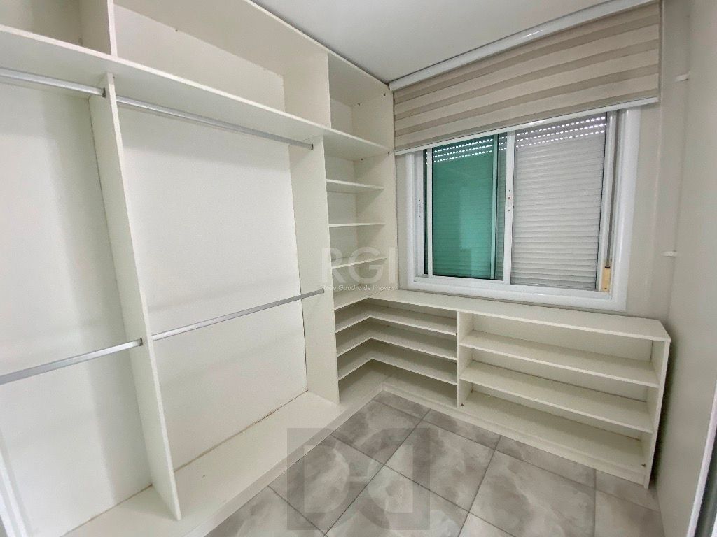 Apartamento Para Comprar no Karpathos com 2 Dormitórios transformado em 1 suite com closet — foto 25