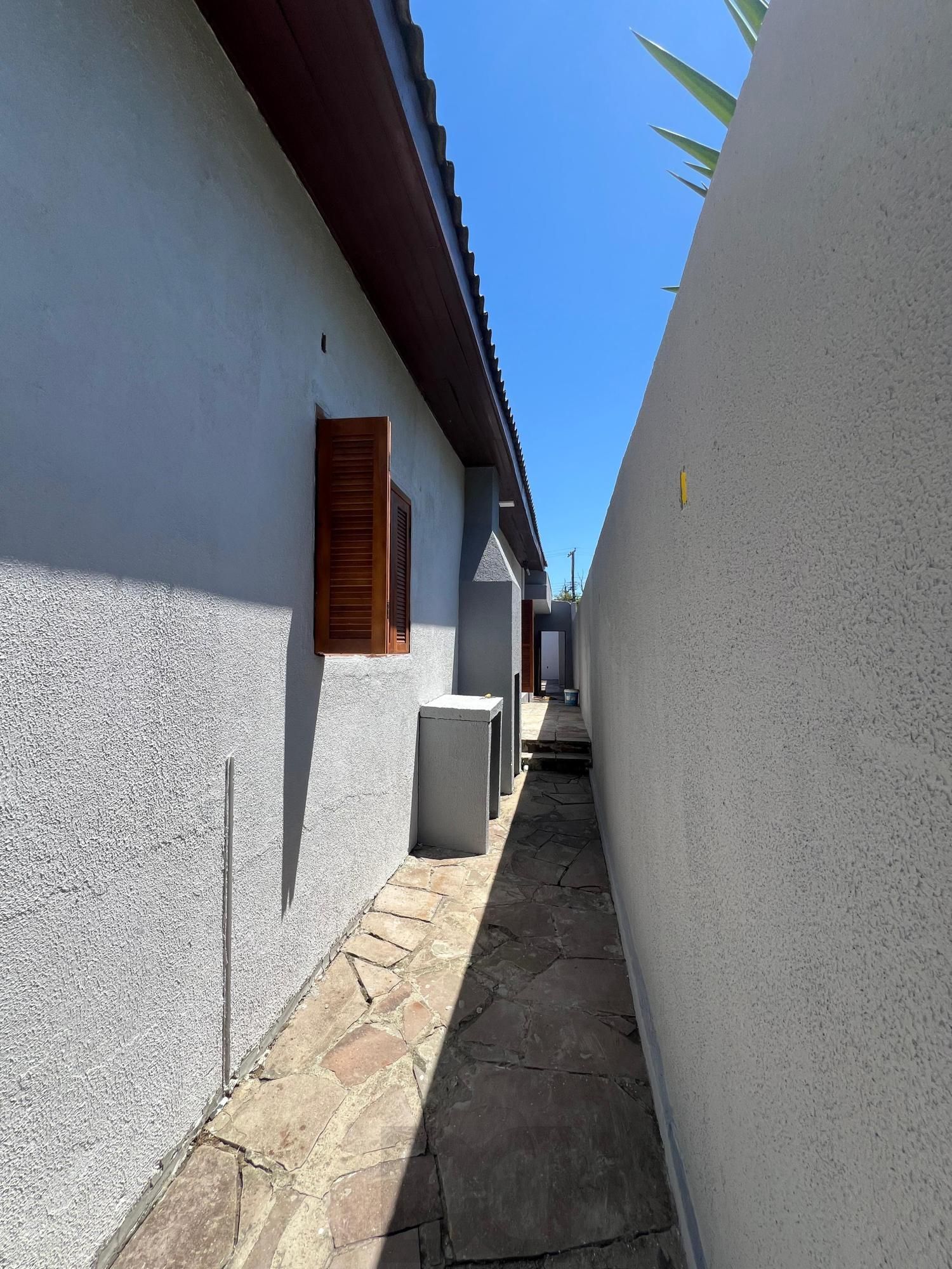 Excelente casa a venda reformada no bairro Ipanema. — foto 14