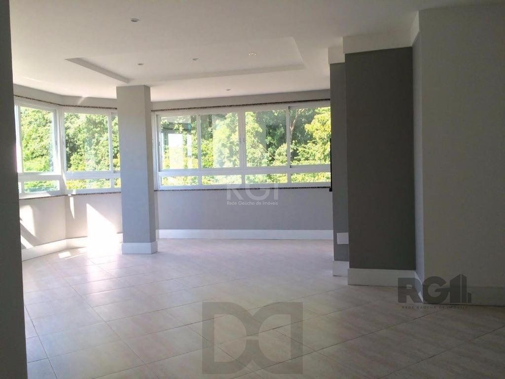 Vende prédio com 3 apartamentos, 9 dormitórios, 3 suíte, 3 salas amplas com churrasqueira, box 8 vaga coberta, 479 m² por R$ 2.150.000,00- São João - Porto Alegre/RS — foto 65