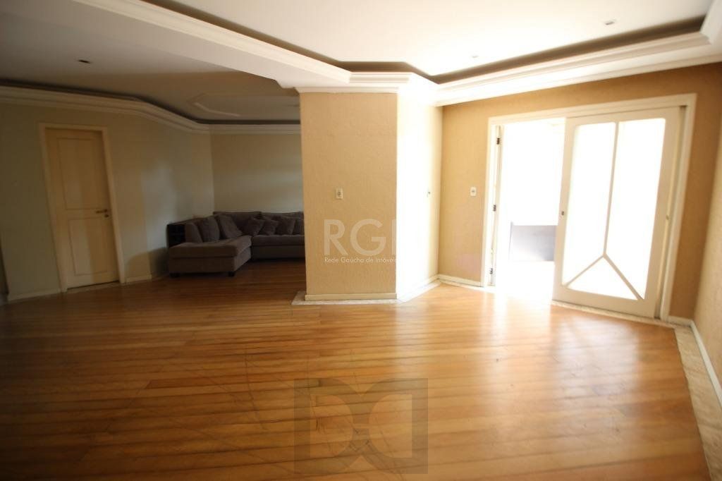 Casa para comprar com 4 dormitórios, 330m² - Chácara das Pedras - Porto Alegre — foto 15