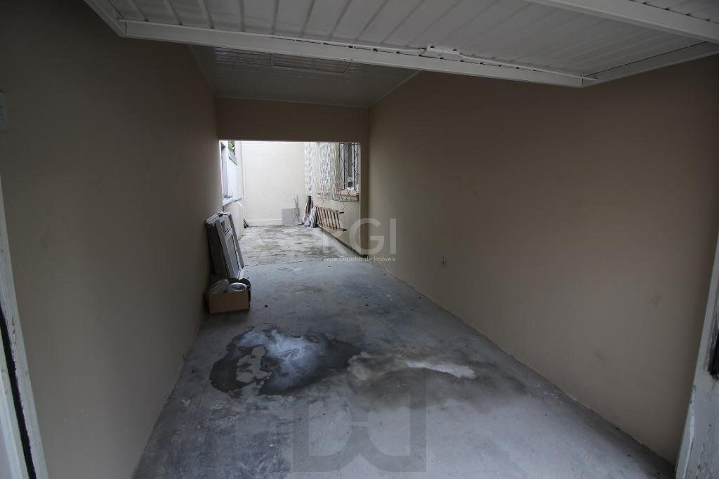 Casa com 3 Dormitórios Para comprar 250 m² - Petrópolis - Porto Alegre/R — foto 39