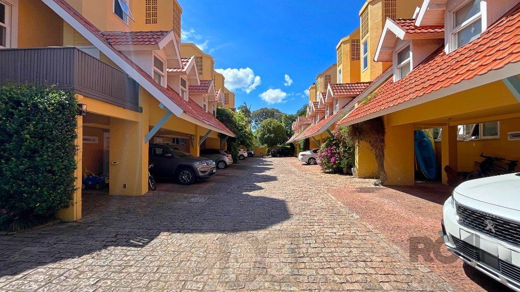Casa em Condomínio para comprar no bairro Tristeza com 3 dormitórios — foto 41