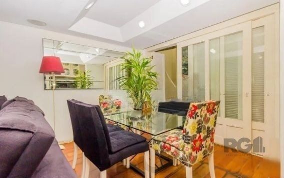 Casa com 7 Quartos e 6 vagas à Venda, 470 m² no Bairro Petrópolis — foto 20