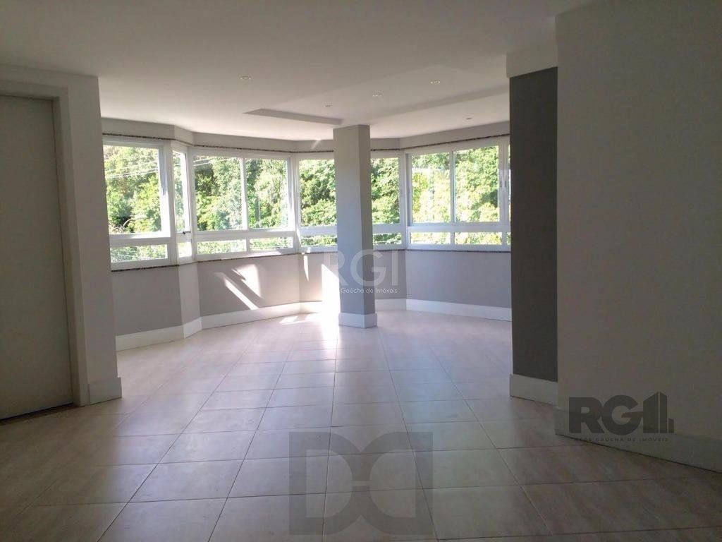 Vende prédio com 3 apartamentos, 9 dormitórios, 3 suíte, 3 salas amplas com churrasqueira, box 8 vaga coberta, 479 m² por R$ 2.150.000,00- São João - Porto Alegre/RS — foto 103