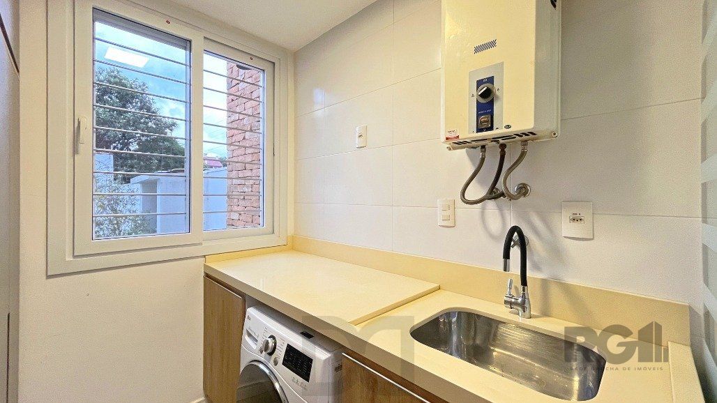 Ótima Casa a venda no bairro Espírito Santo com 3 suítes mobiliada — foto 22