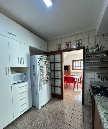 Casa com 3 Quartos e 5 vagas à Venda, 224 m² no Bairro Vila Ipiranga — foto 5