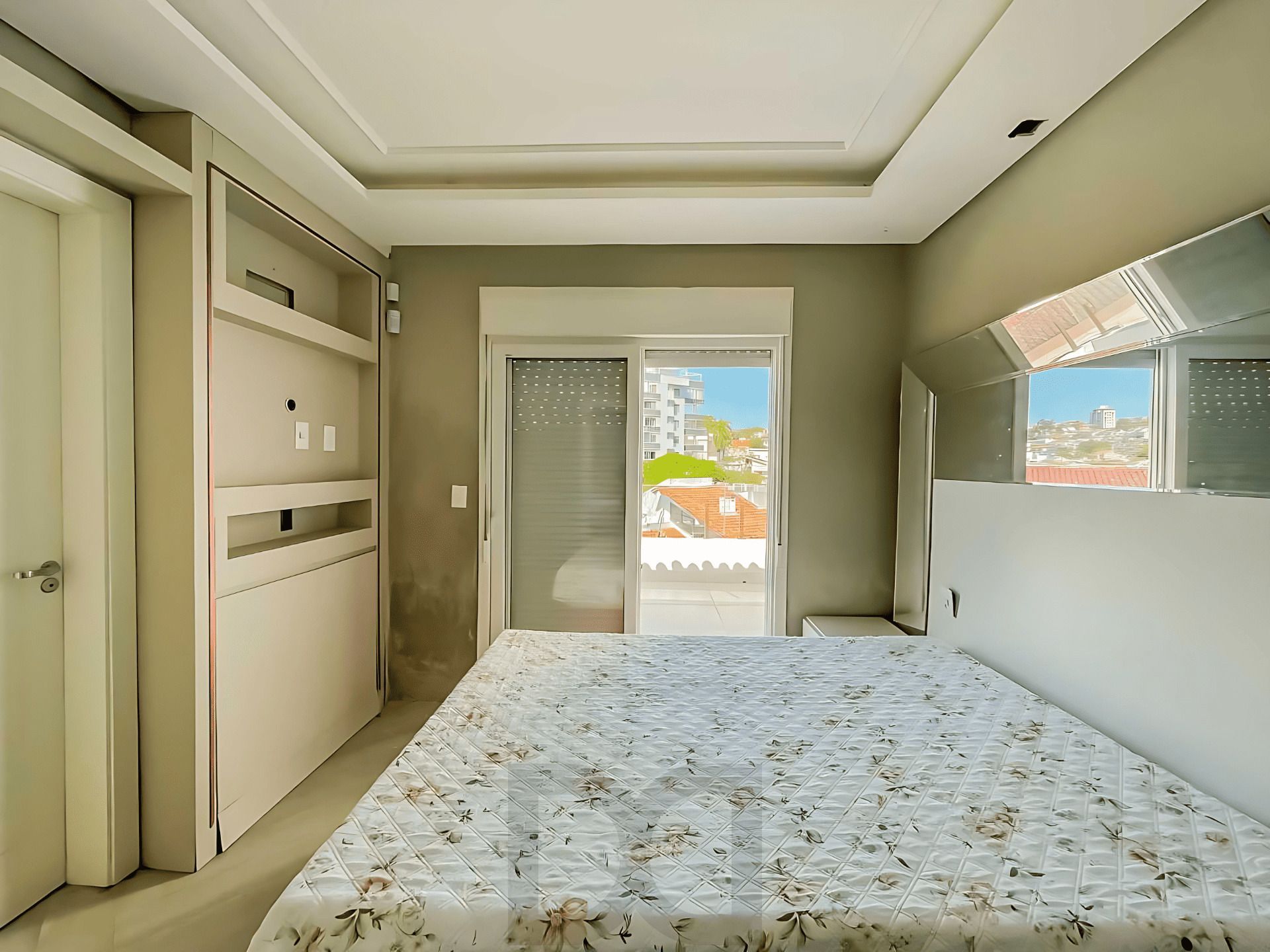 Casa Reformada com Piscina, 370m², 2 Suítes com Closet no Três Figueiras – POA — foto 29
