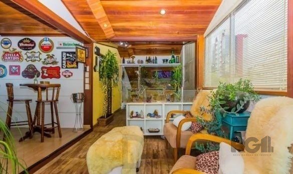 Casa com 7 Quartos e 6 vagas à Venda, 470 m² no Bairro Petrópolis — foto 5