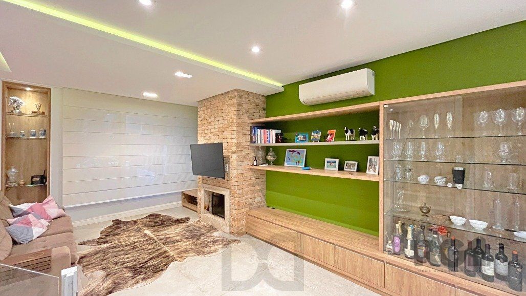 Ótima Casa a venda no bairro Espírito Santo com 3 suítes mobiliada — foto 2