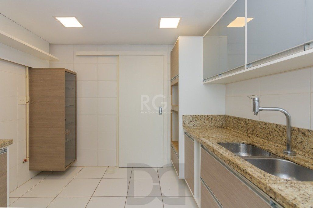 Apartamento de 3 dormitórios Para comprar no bairro Cristo Redentor — foto 18
