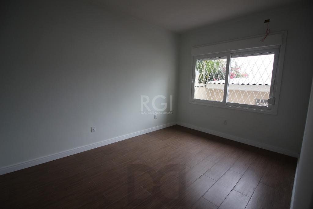 Casa com 3 Dormitórios Para comprar 250 m² - Petrópolis - Porto Alegre/R — foto 5