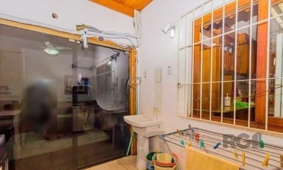 Casa com 7 Quartos e 6 vagas à Venda, 470 m² no Bairro Petrópolis — foto 10