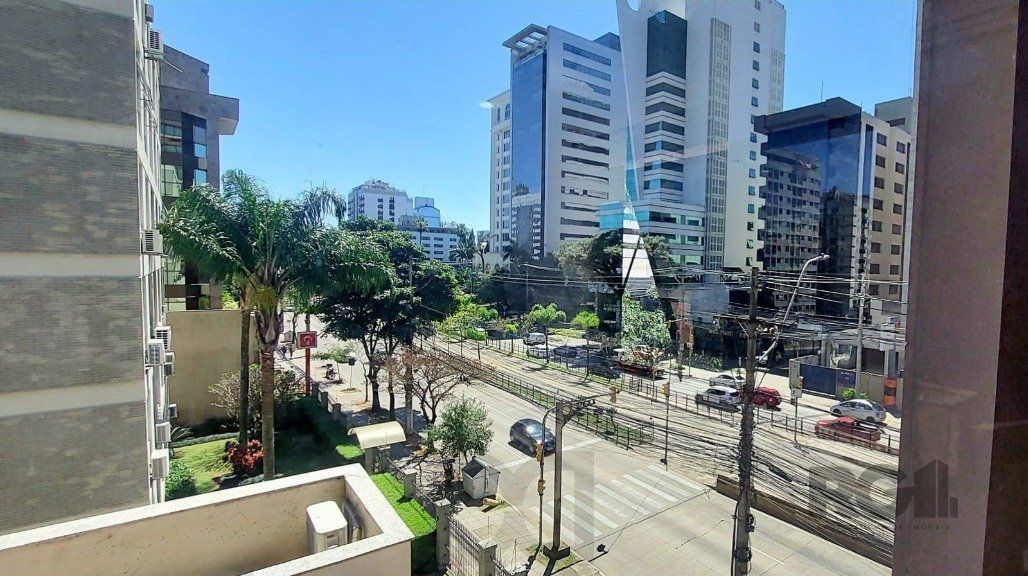 Sala para comprar na avenida Carlos Gomes no Bairro Boa Vista — foto 2