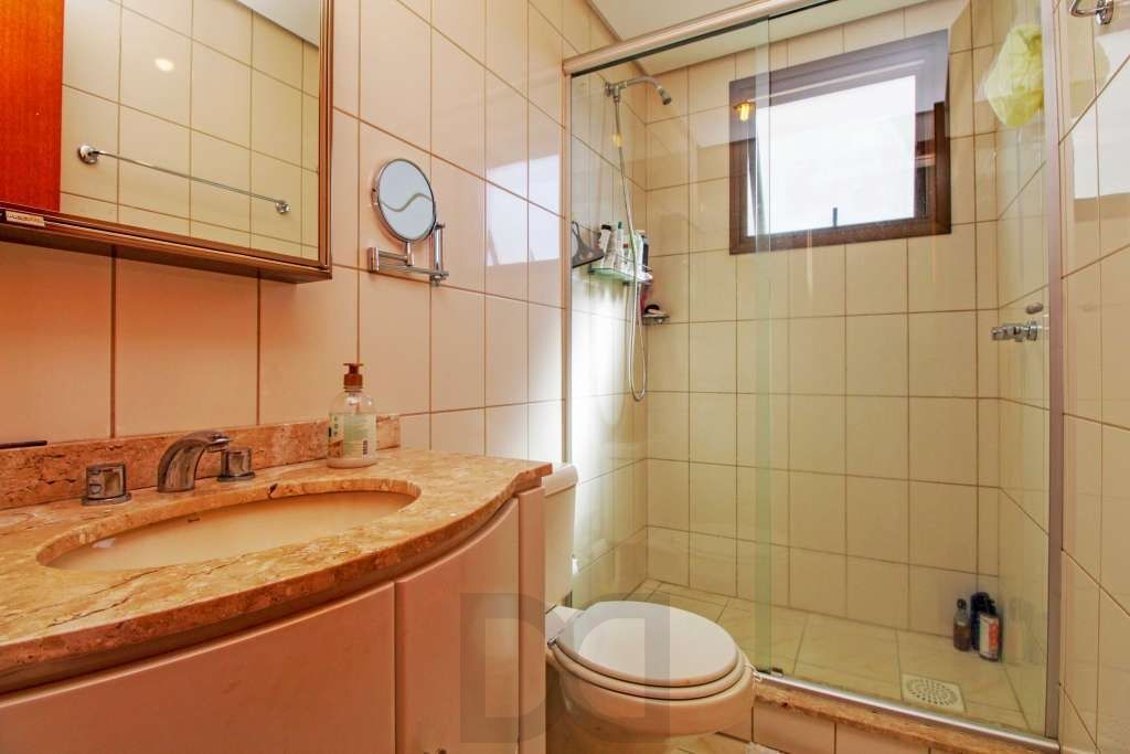 Apartamento 3 Dormitórios com Suíte, Churrasqueira e Excelente Vista Petrópolis — foto 19
