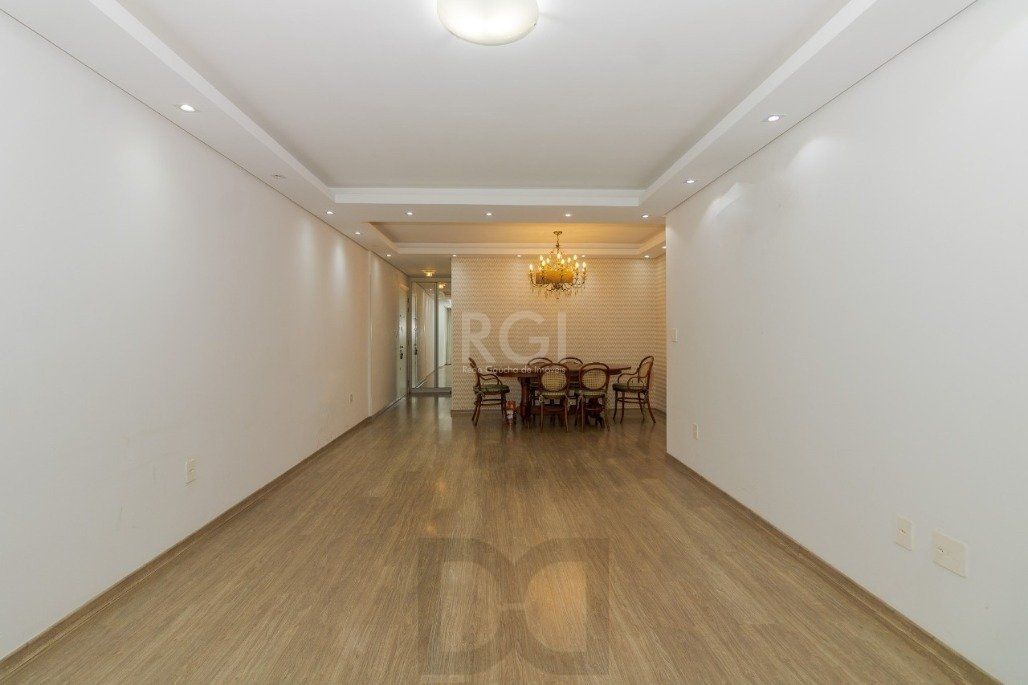 Apartamento de 3 dormitórios Para comprar no bairro Cristo Redentor — foto 2