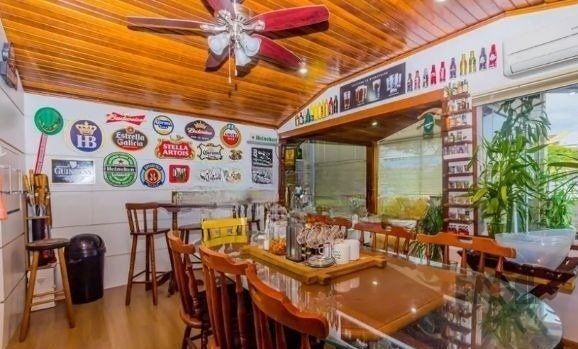Casa com 7 Quartos e 6 vagas à Venda, 470 m² no Bairro Petrópolis — foto 4