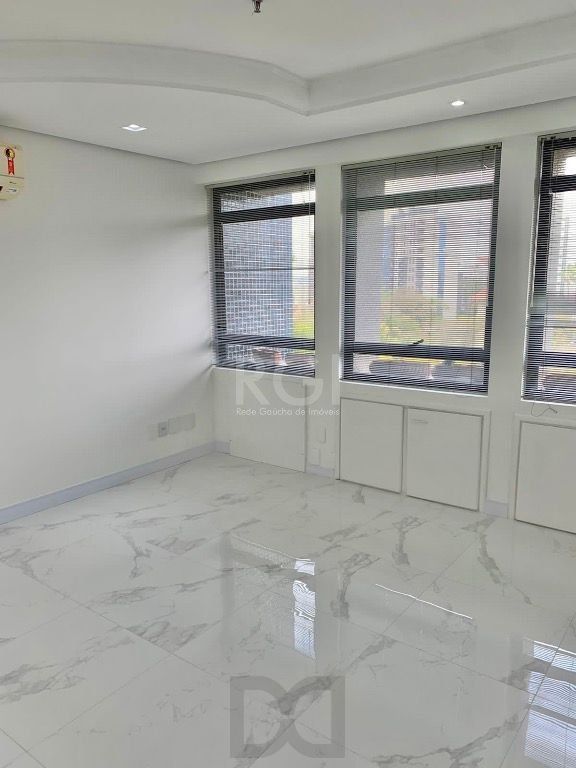 Sala, 44 m² para Comprar no  Moinhos de Vento - Porto Alegre/RS — foto 3