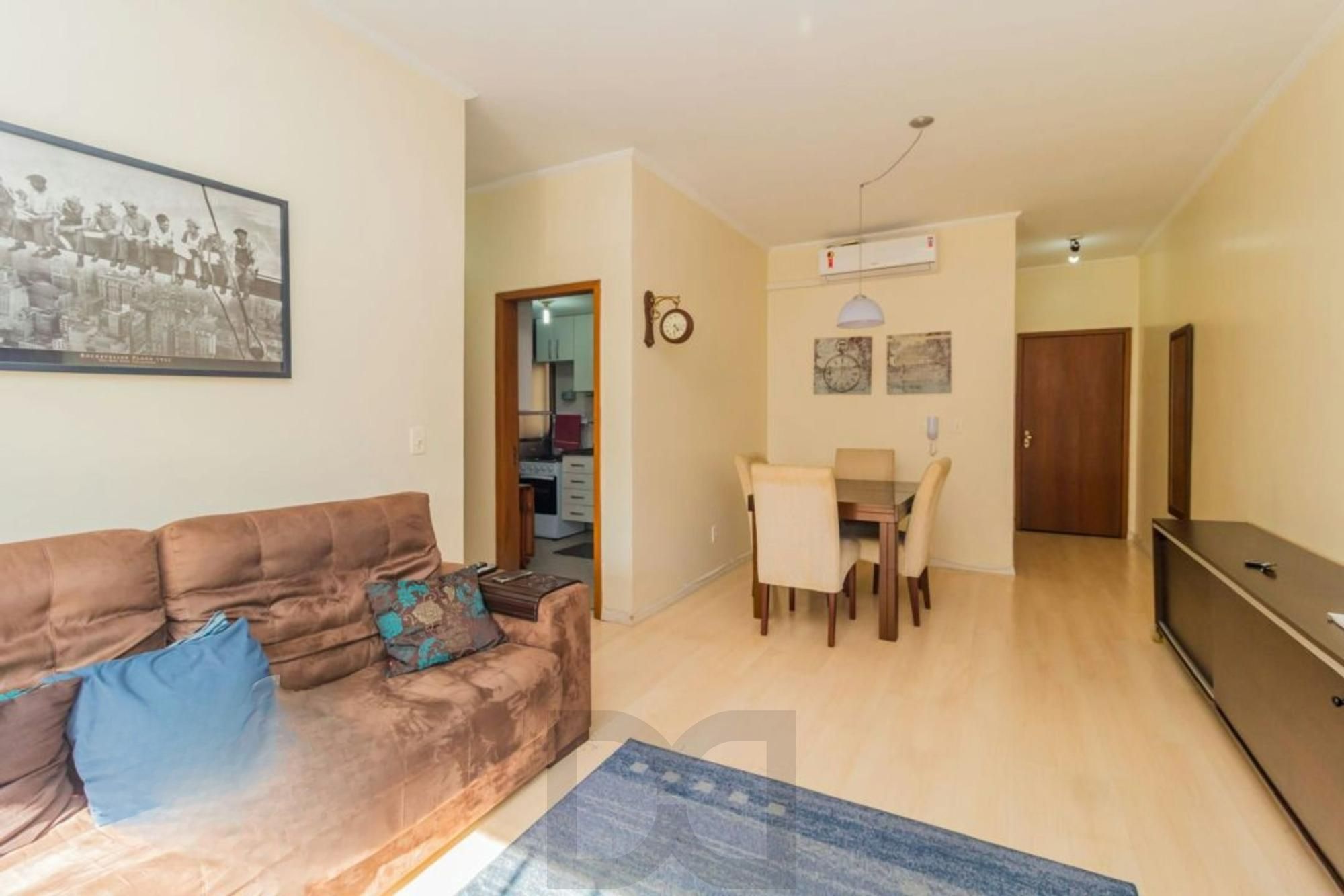 Apartamento de 2 dormitórios no bairro Petrópolis — foto 5
