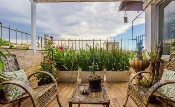 Casa com 7 Quartos e 6 vagas à Venda, 470 m² no Bairro Petrópolis — foto 35