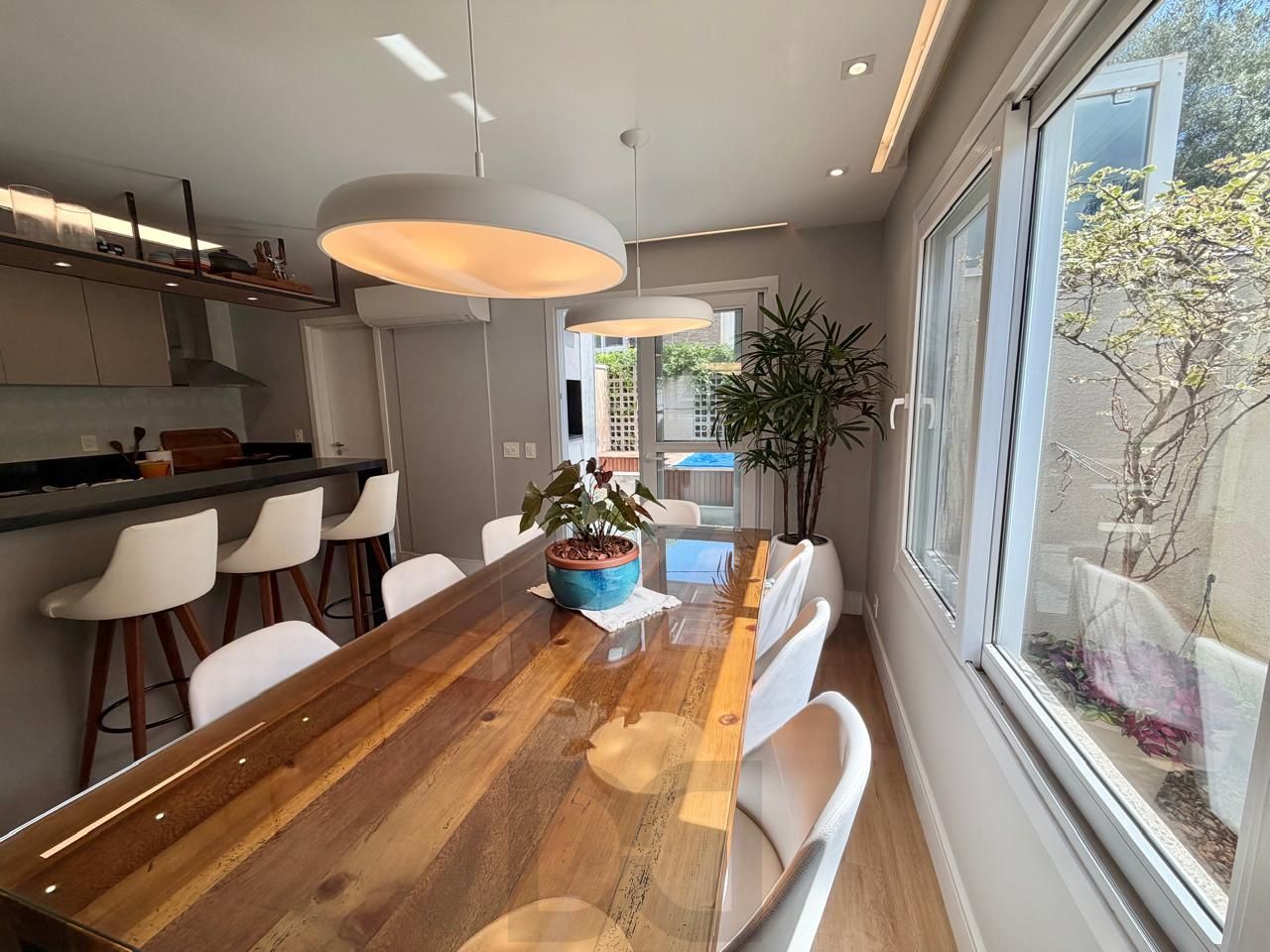 Excelente casa a venda no Condomínio Euroville com 3 dormitórios, semimobiliada por: R$1.350.000,00. — foto 5