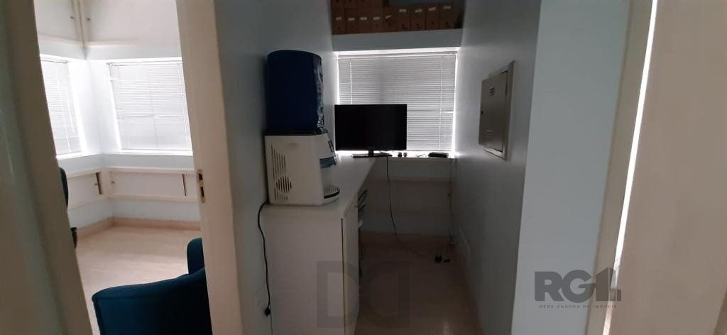 Sala comercial para Comprar com 1 vaga na Cristóvão Colombo. — foto 7