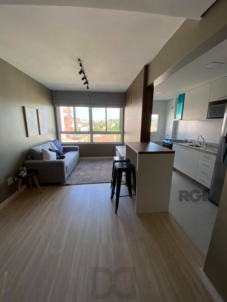 Apartamento de 2 dormitórios e uma vaga para Comprar no Bairro Bom Jesus. — foto 3