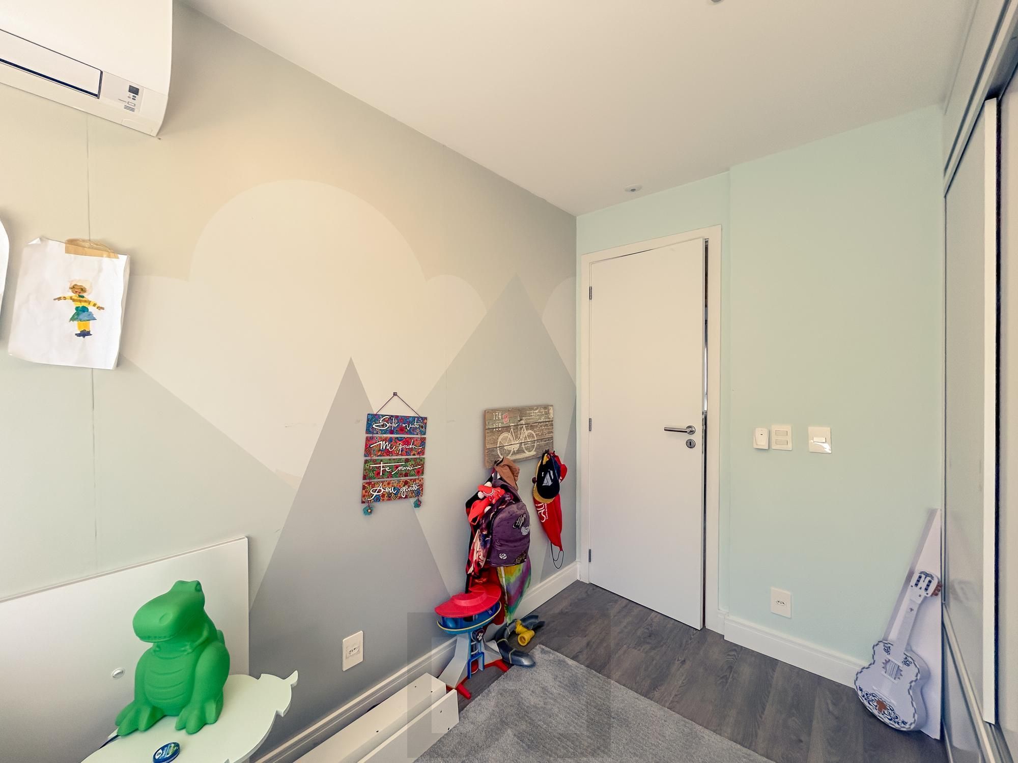 Excelente casa a venda no Condomínio Euroville com 3 dormitórios semimobiliada. — foto 18