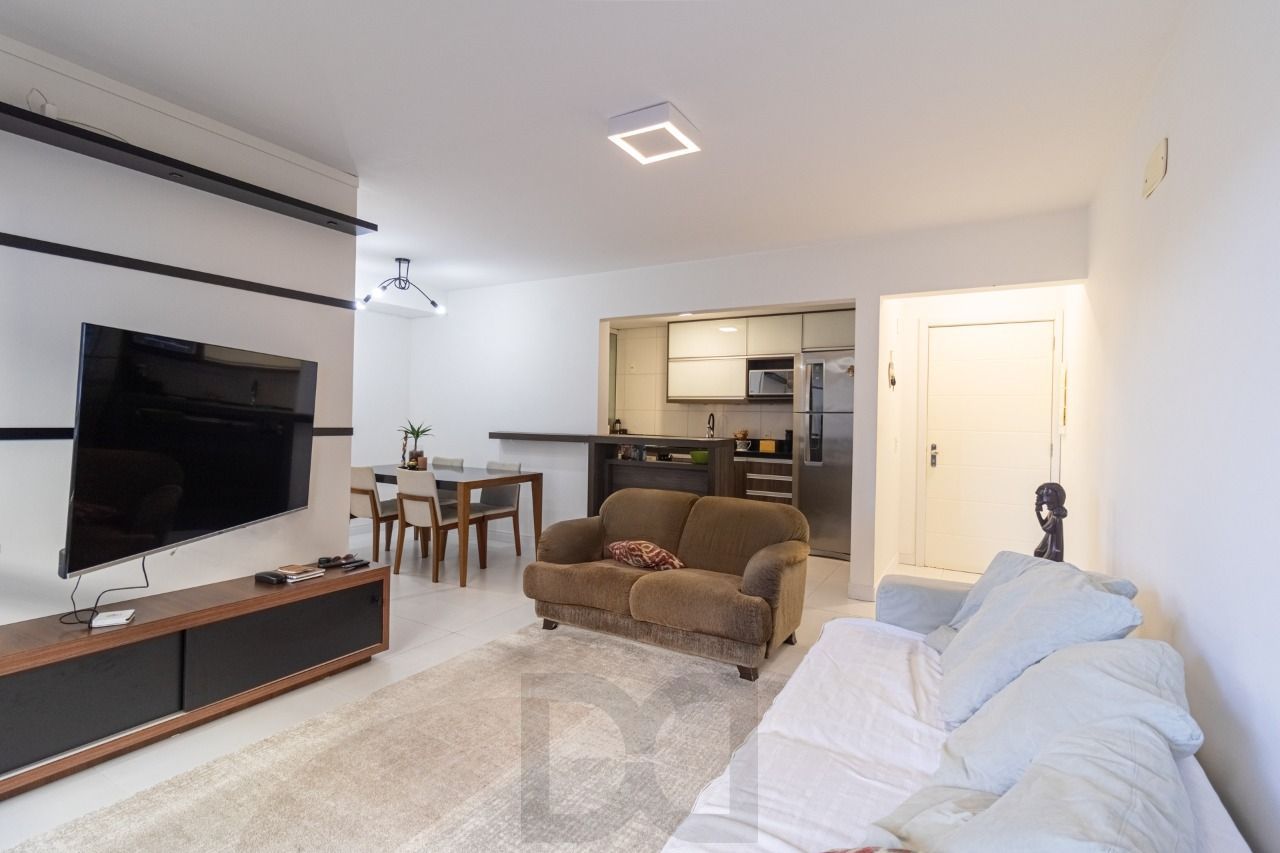 3 Dormitórios com Suíte | 90m² | Lareira e Churrasqueira | Bravo Melnick — foto 8