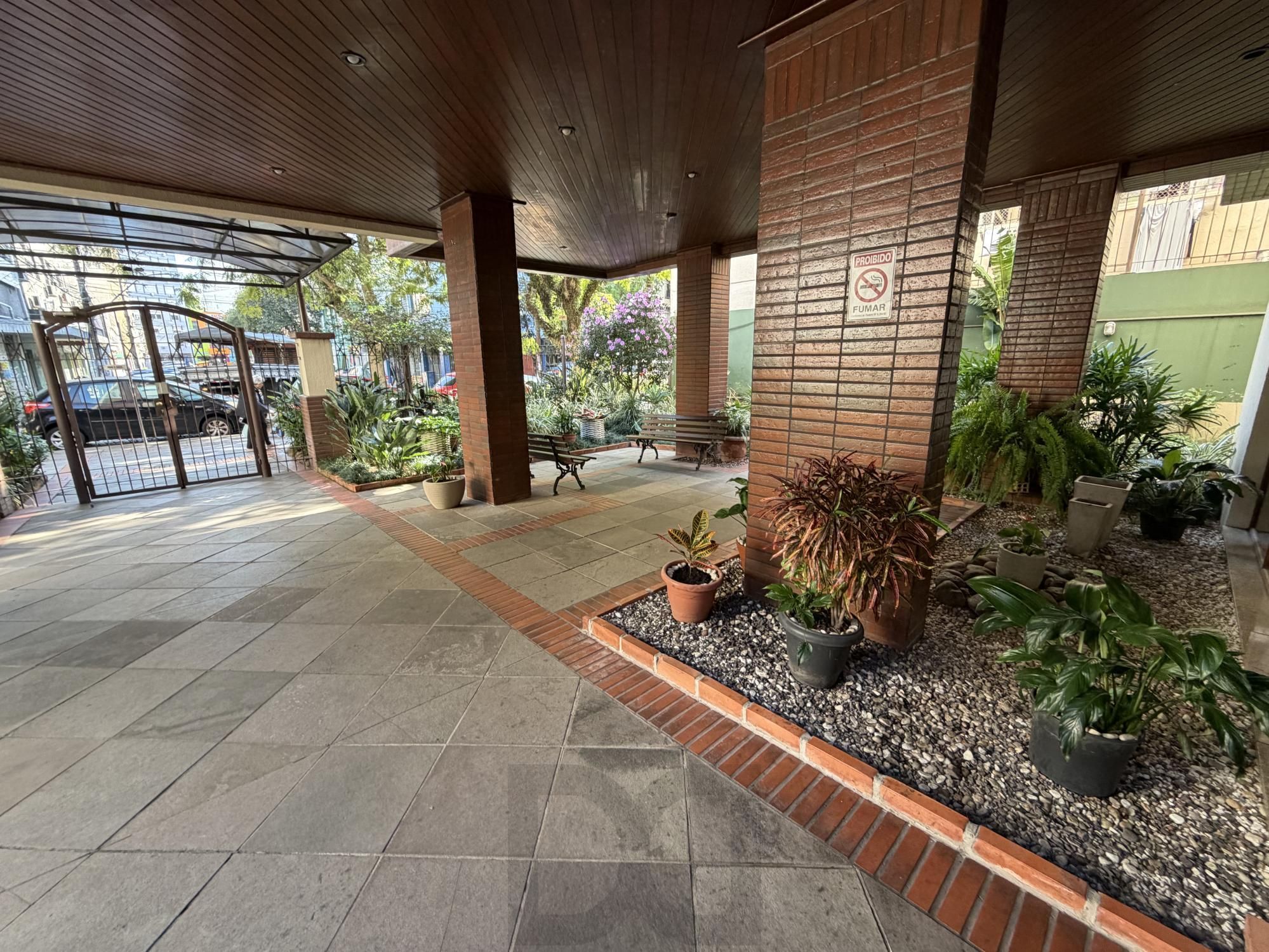 Excelente Apartamento para Comprar 2 dormitórios na Rua da República — foto 33