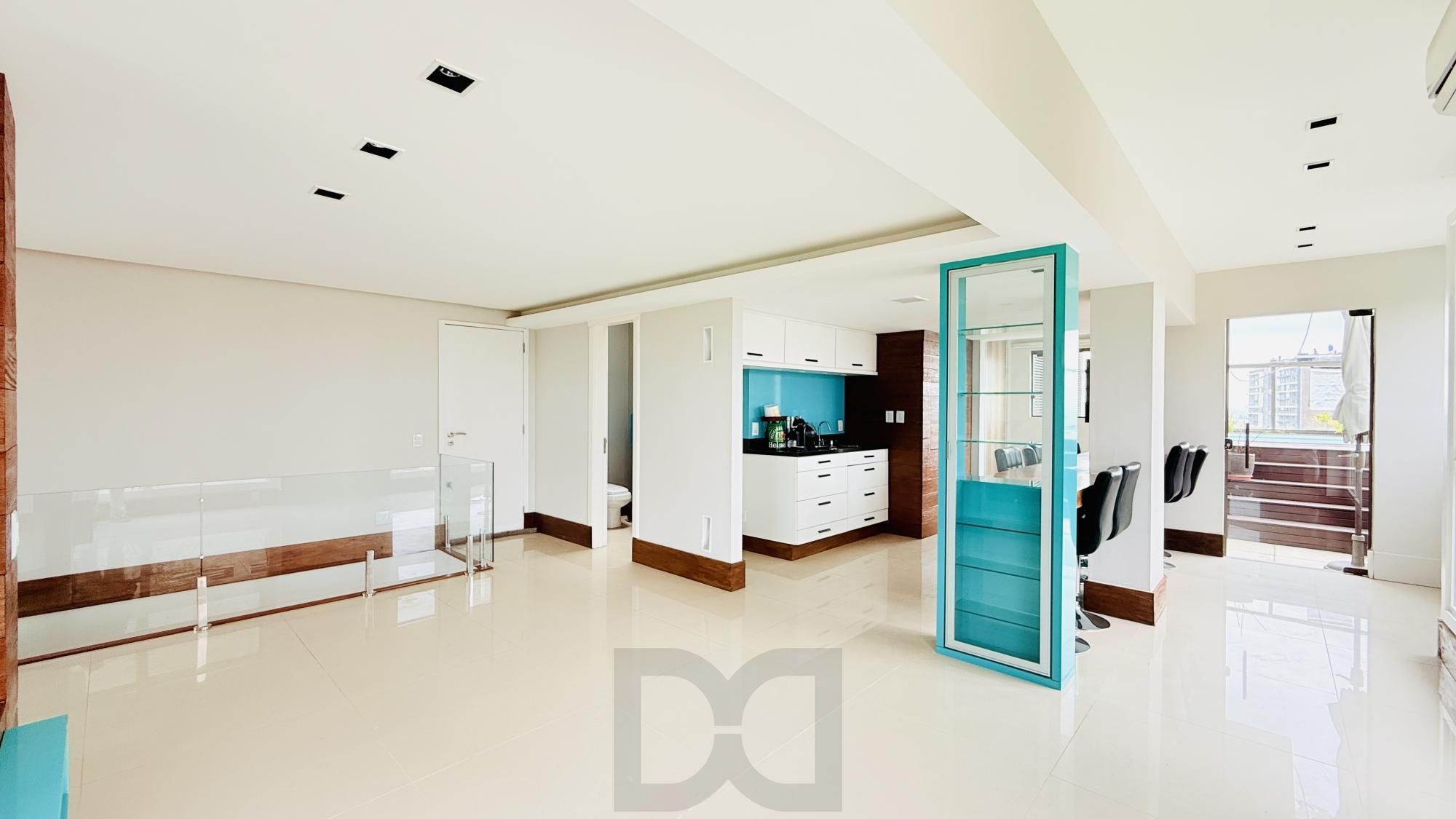 Cobertura Duplex de 318m com Piscina Privativa, Energia Solar e Vista Panorâmica — foto 8