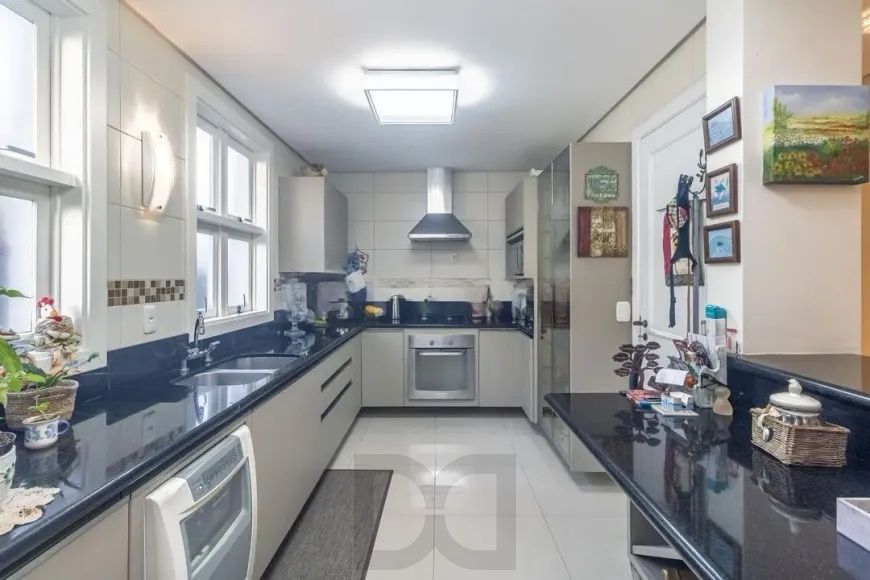 Casa em condomínio Alto Padrão 357m2 — foto 18