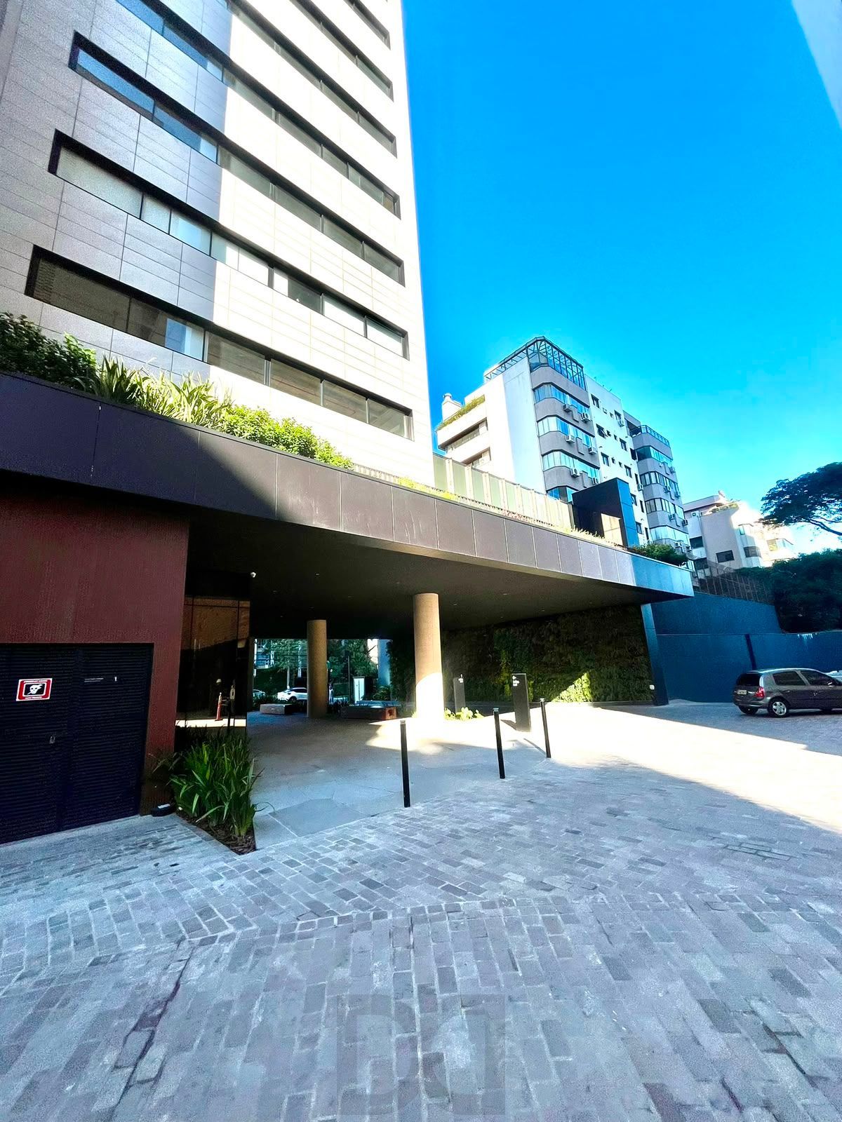 Seu Lar no Nilo Country: Amplo Living, Lareira e 3 Vagas na Nilo Peçanha — foto 2