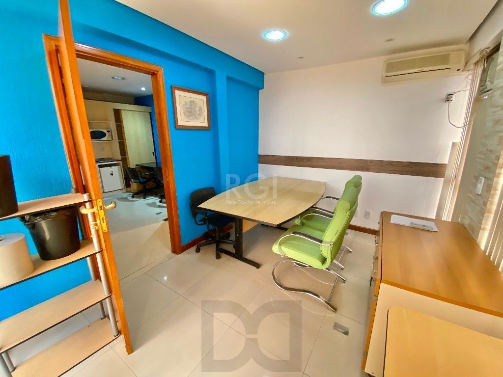 Conjunto, 160 m² Para comprar Por R$ 900.000,00 Auxiliadora - Porto Alegre/RS — foto 10
