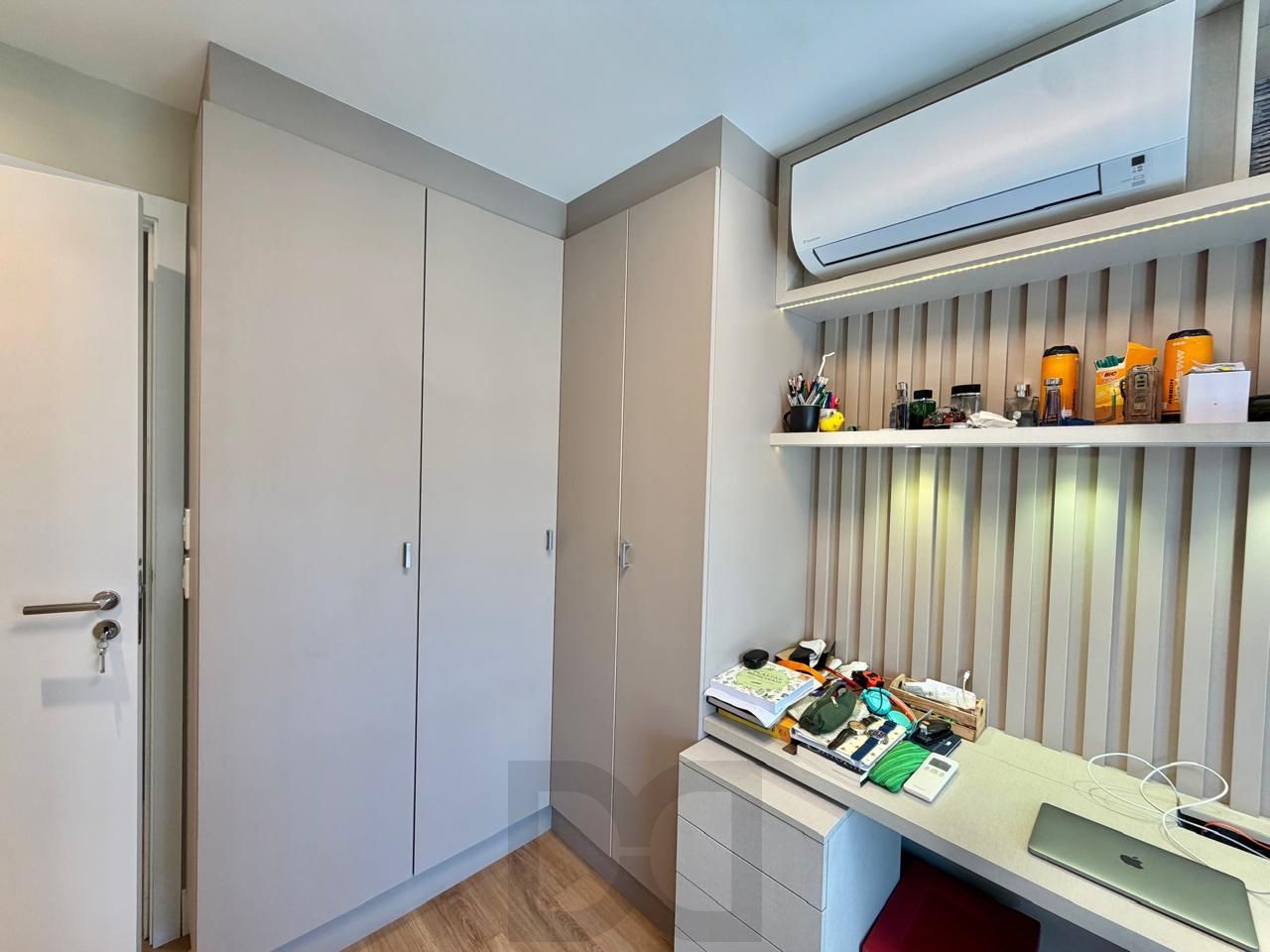 Excelente casa a venda no Condomínio Euroville com 3 dormitórios, semimobiliada por: R$1.350.000,00. — foto 43