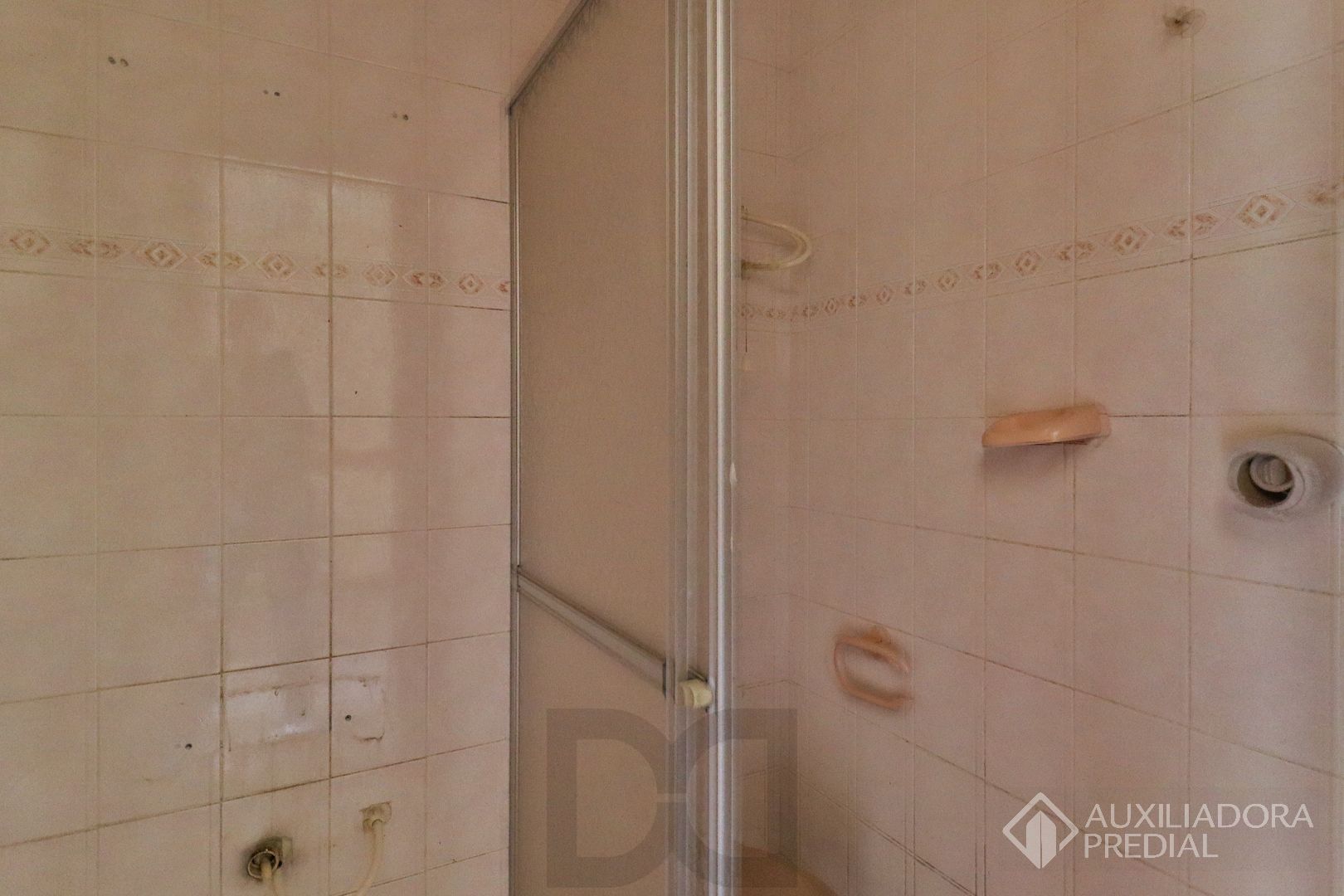 Excelente casa com 5 dormitórios no bairro Cristal — foto 23