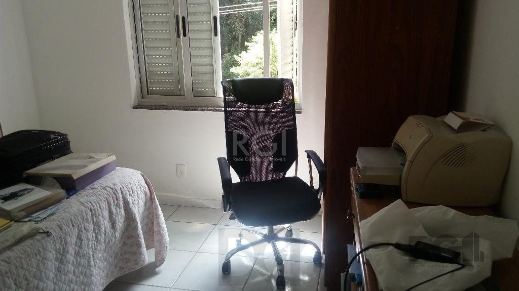 Vende prédio com 3 apartamentos, 9 dormitórios, 3 suíte, 3 salas amplas com churrasqueira, box 8 vaga coberta, 479 m² por R$ 2.150.000,00- São João - Porto Alegre/RS — foto 125