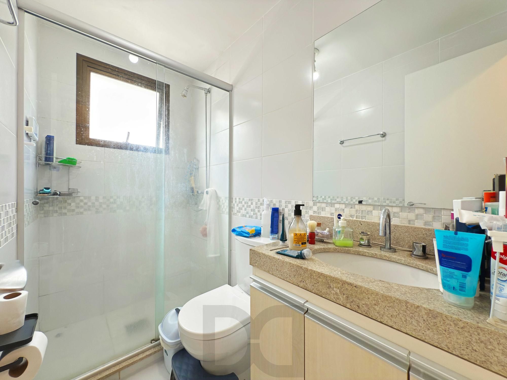 Lindo apartamento de 2 dormitórios e uma vaga de garagem — foto 13