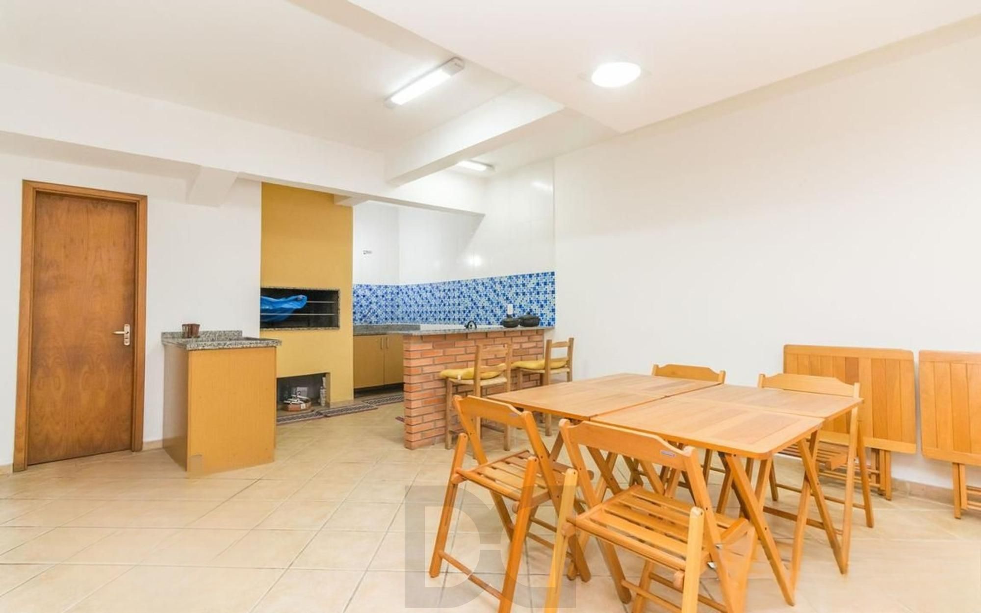 Apartamento de 2 dormitórios no bairro Petrópolis — foto 20