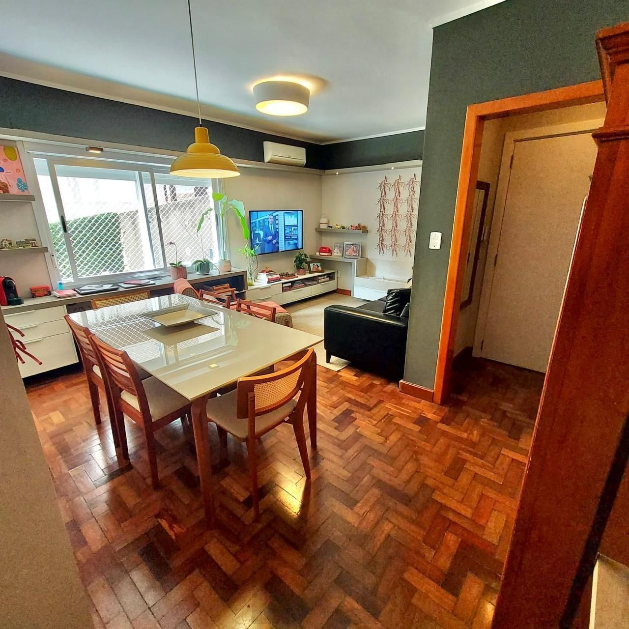 Excelente apartamento a venda semi mobiliado no bairro Rio Branco. — foto 1