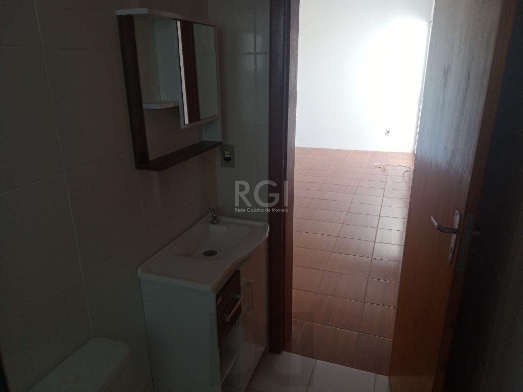 Apartamento Para Comprar , 48 m² por R$ 240.000,00 - Teresópolis - Porto Alegre/RS — foto 13