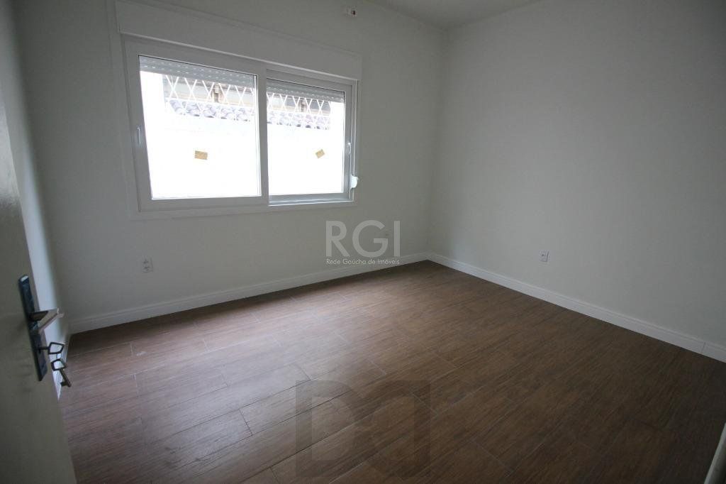 Casa com 3 Dormitórios Para comprar 250 m² - Petrópolis - Porto Alegre/R — foto 12