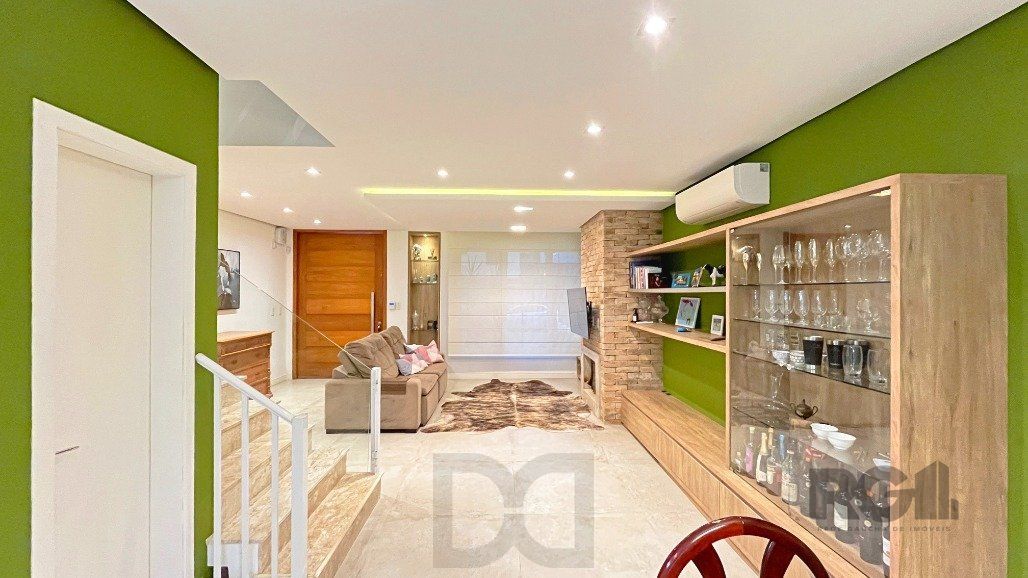 Ótima Casa a venda no bairro Espírito Santo com 3 suítes mobiliada — foto 12