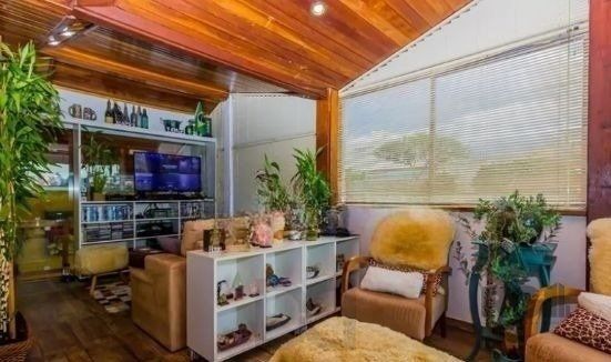 Casa com 7 Quartos e 6 vagas à Venda, 470 m² no Bairro Petrópolis — foto 32