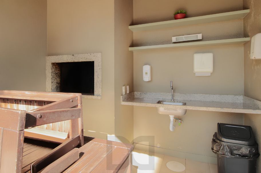 Apartamento 3 dormitórios com suíte e sacada — mobiliado e pronto para morar — foto 35