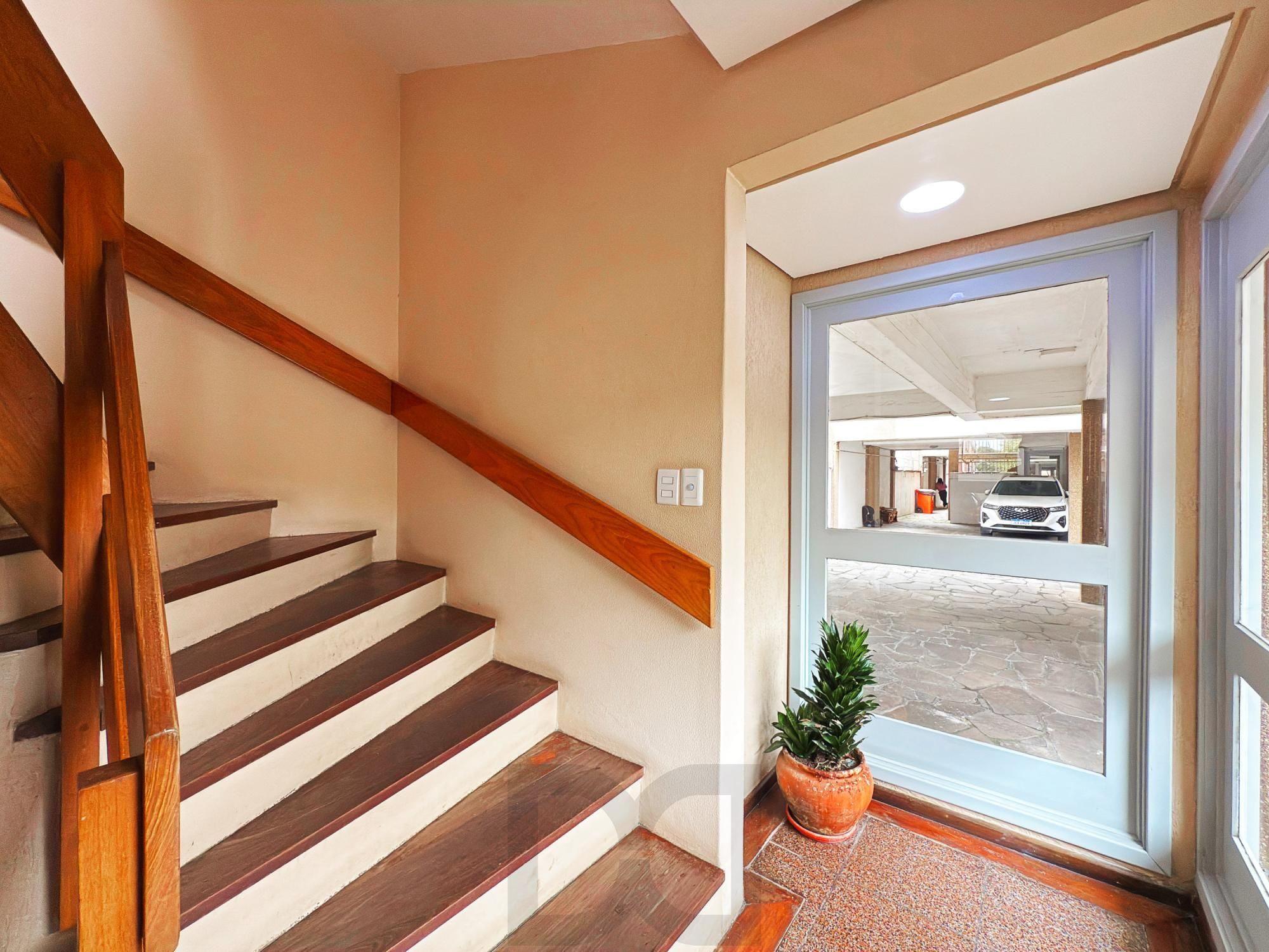 Excelente apartamento a venda com 3 dormitórios no bairro Higienópolis. — foto 26