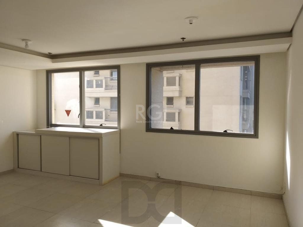 Sala Para comprar Com 44 m² por R$ 670.000,00 - Auxiliadora - Porto Alegre/RS — foto 2
